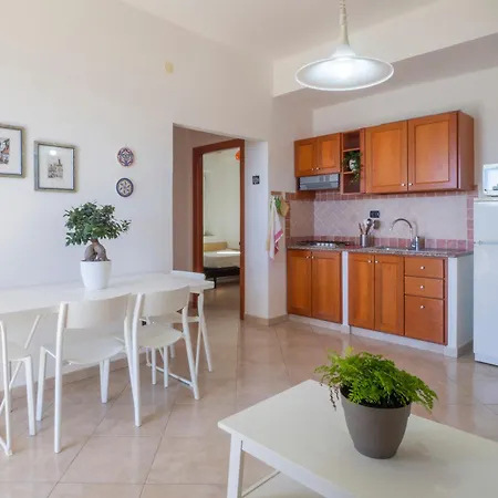 Is Femminas 25 - Fronte Mare Bari Sardo
