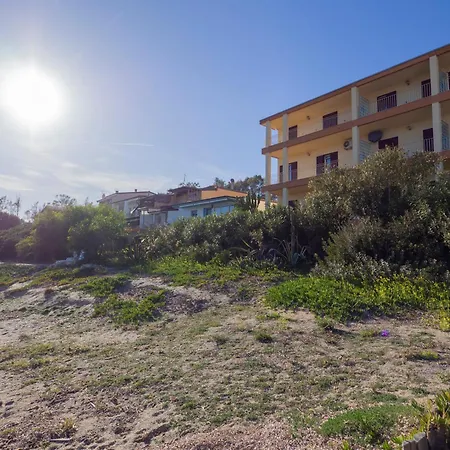 Apartment Is Femminas 25 - Fronte Mare *